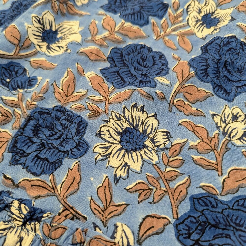 FITZROY & WILLA Cotton Maxi Skirt M Floral Blue Ruffle Hem Stretch Waist Smocked - Picture 3 of 8